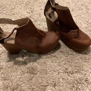 Free People Amber Orchard clogs, brown, size 38
